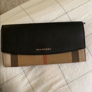 Burberry wallet